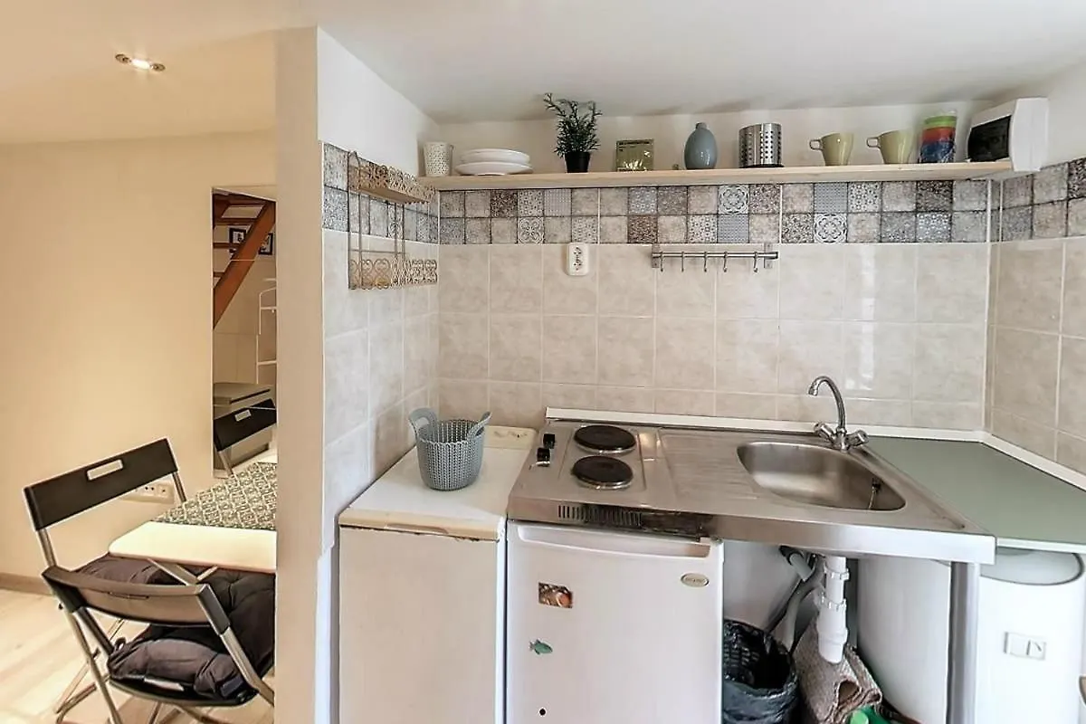 Cute Studio In City Center. Capsule Apartment! Budapest